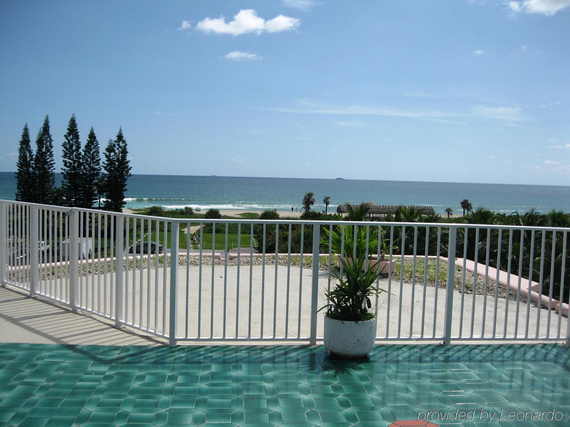 Seaspray Inn Beach Resort Palm Beach Shores Ανέσεις φωτογραφία
