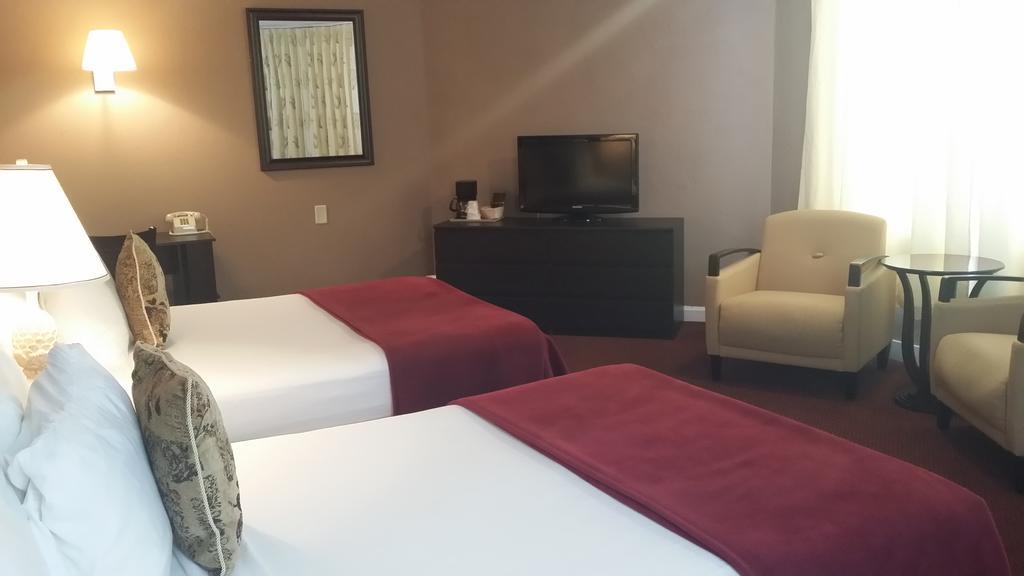 Seaspray Inn Beach Resort Palm Beach Shores Εξωτερικό φωτογραφία