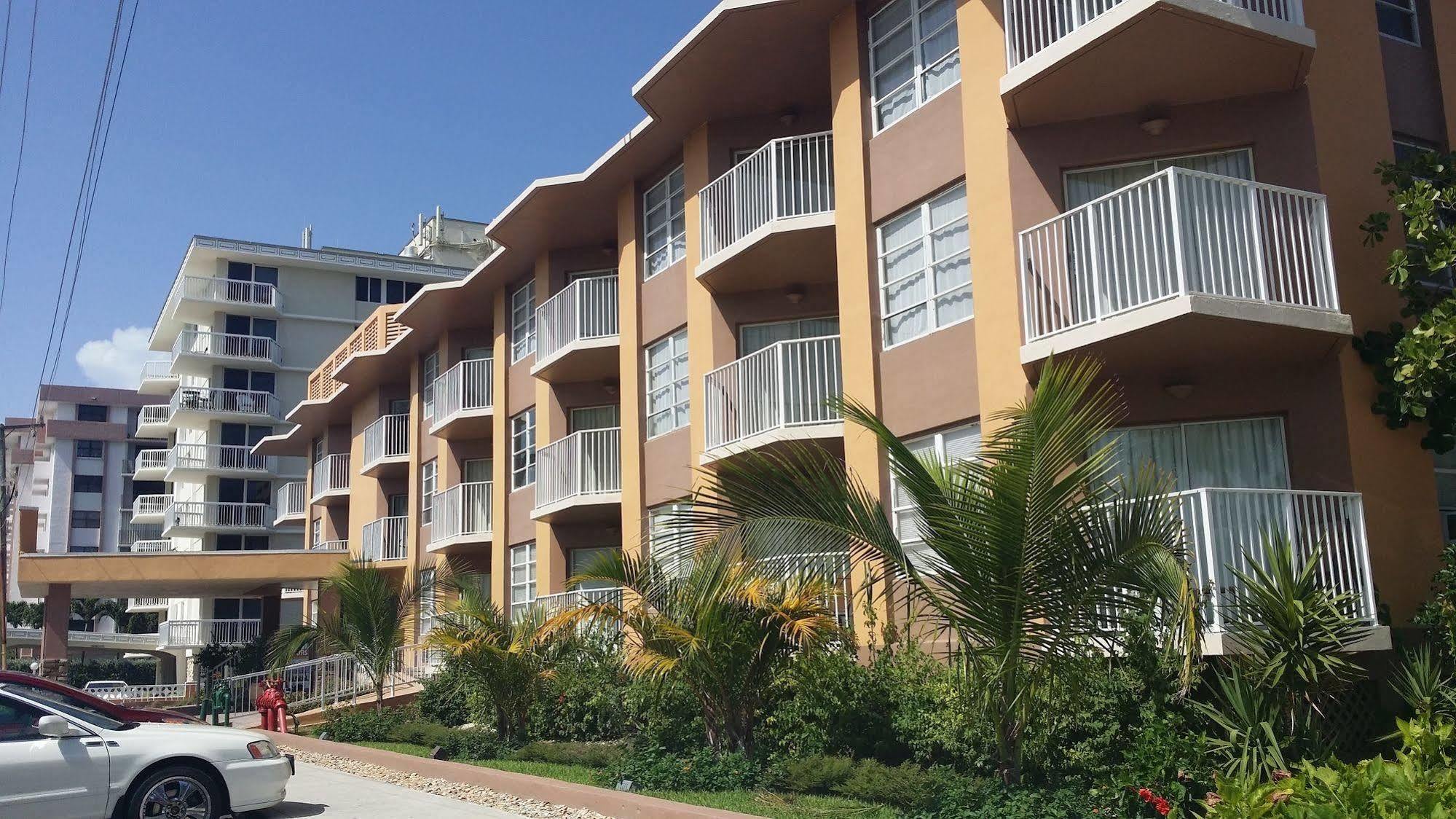 Seaspray Inn Beach Resort Palm Beach Shores Εξωτερικό φωτογραφία