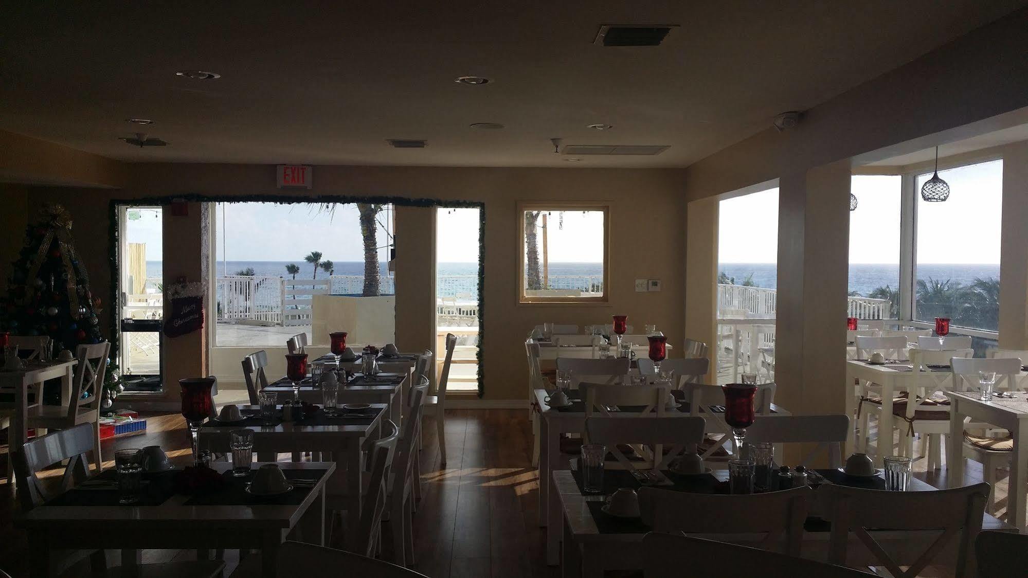 Seaspray Inn Beach Resort Palm Beach Shores Εξωτερικό φωτογραφία