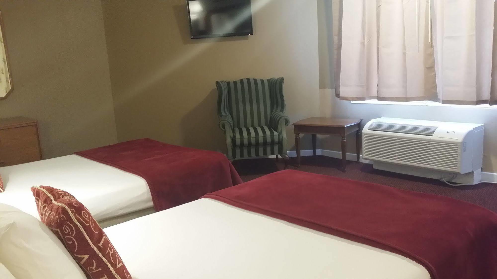 Seaspray Inn Beach Resort Palm Beach Shores Εξωτερικό φωτογραφία